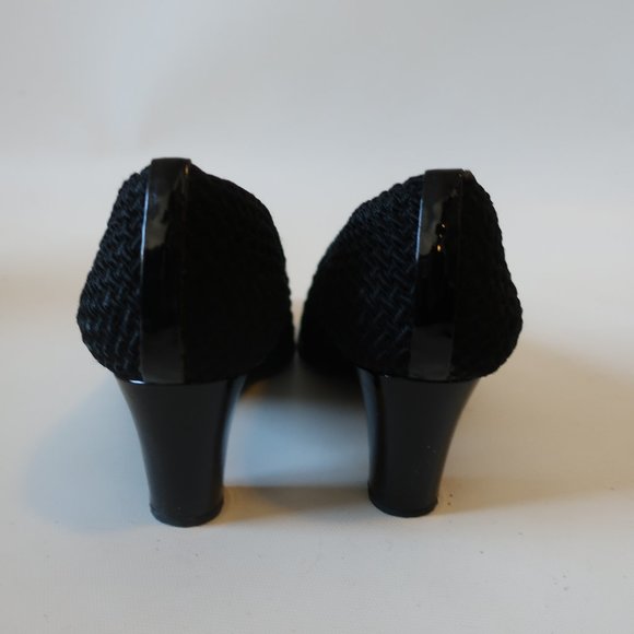 STUART WEITZMAN BLACK TEXTILE HEEL PUMPS 9 * - Picture 7 of 11